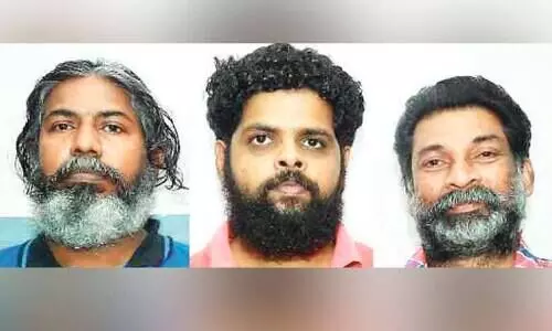 Necklace theft Three arrested