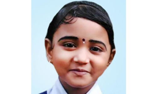 തിരമാലയിൽ അകപ്പെട്ട് കുട്ടി മരിച്ചു