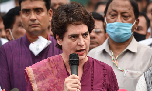 16,000 കോടിക്ക്​ തനിക്ക് രണ്ടു വിമാനം വാങ്ങിയ മോദി 18,000 കോടിക്ക്​ എയര്‍ ഇന്ത്യ വിറ്റു -പ്രിയങ്ക ഗാന്ധി