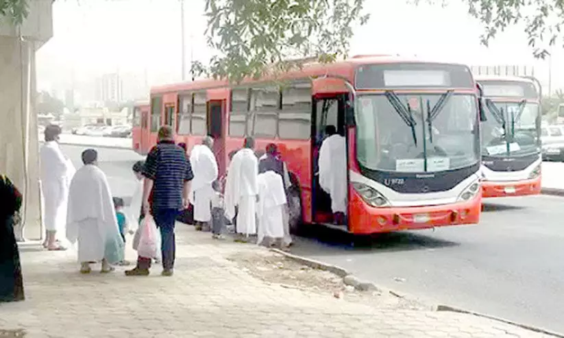 ബ​സു​ക​ളി​ൽ പ​കു​തി യാ​ത്ര​ക്കാ​ർ മാ​ത്രം
