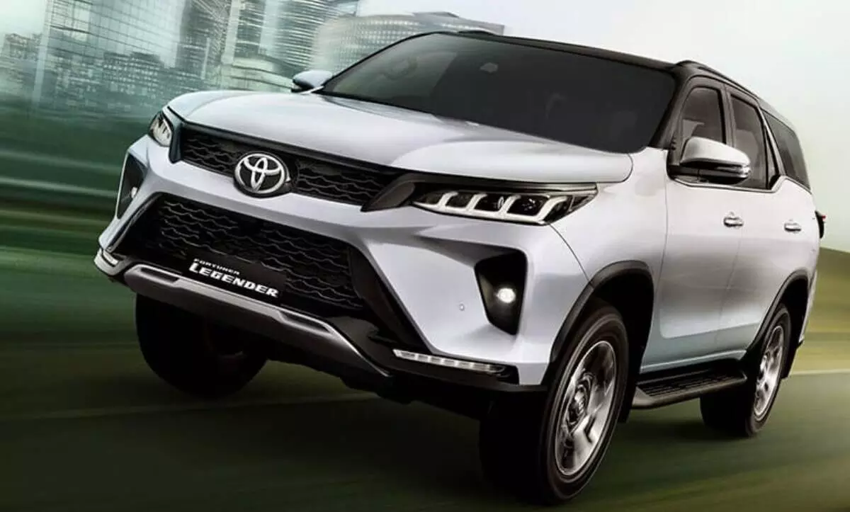 Toyota Fortuner Legender 4x4 SUV launched in India Toyota Fortuner Legender 4x4 SUV launched in India