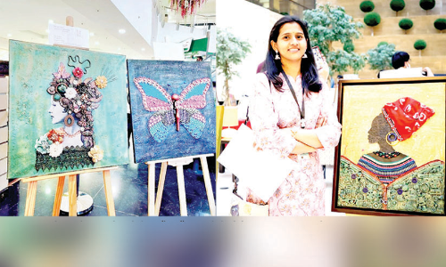 ക​ര​വി​രു​തി​െൻറ മാ​ന്ത്രി​ക സ്പ​ർ​ശ​വു​മാ​യി അ​നു​പ​മ