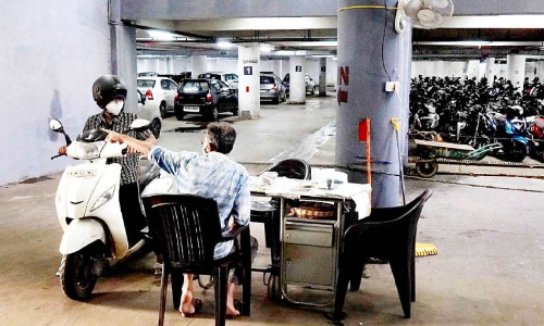 കെ.എസ്​.ആർ.ടി.സിയിലെ പേ പാർക്കിങ്​ അനധികൃതം; കെ.ടി.ഡി.എഫ്​സിക്ക്​ നോട്ടിസ്​