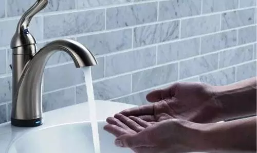 ഏറ്റുമാനൂരിൽ ചില കടകളിലെ വെള്ളത്തിൽ അമ്ല-ക്ഷാര മൂല്യത്തിൽ വ്യതിയാനം; കുടിവെള്ളം നേരിട്ട്​ ഉപയോഗിക്കരുതെന്ന്​ നിർദേശം