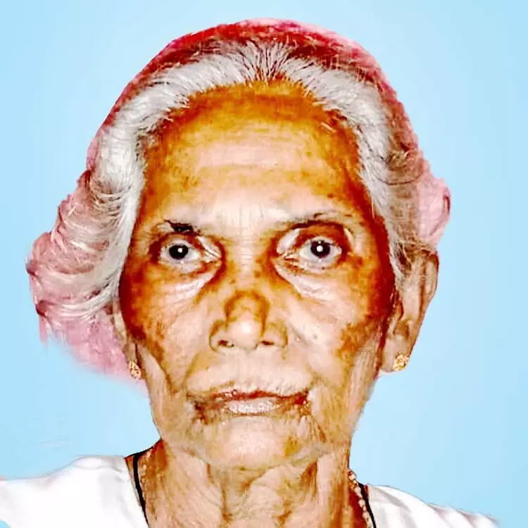 ത്രേ​സ്യാ​മ്മ