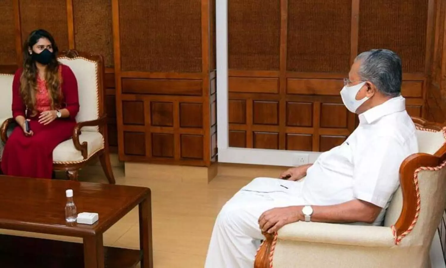 aisha sultana with cm