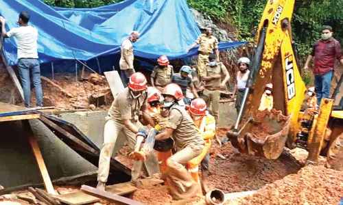 തലശ്ശേരിയിൽ മതിൽ നിർമാണത്തിനിടെ യുവാവ് മണ്ണിനടിയിൽ കുടുങ്ങി