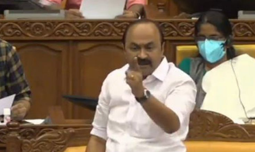 വിമര്‍ശിക്കുന്നവരെ രാജ്യദ്രോഹികളാക്കുന്നത് ഏകാധിപതികളുടെ പൊതുസ്വഭാവമെന്ന്​ വി.ഡി സതീശൻ