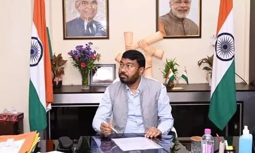 സൗജന്യമായി വാക്​സിൻ എടുത്തില്ലേ?; അതിനാണ്​ ഇന്ധന വില കൂട്ടുന്നത്​ - കേന്ദ്ര പെട്രോളിയം സഹമന്ത്രി