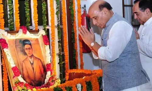 സവർക്കറുടെ ജയിൽമോചന ദയാഹരജി ഗാന്ധിജി പറഞ്ഞിട്ട്​ –രാജ്​നാഥ്​സിങ്​