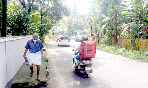 അത്താണി–പറവൂർ റോഡ് വികസനം: സഫലമാകാത്ത സ്വപ്നം