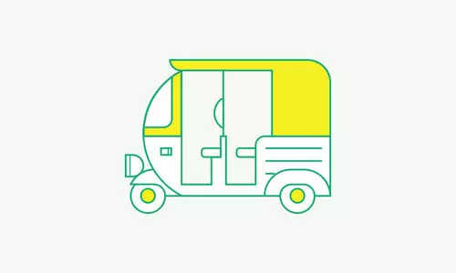 ഓ​ട്ടോയിൽനിന്ന്​ ചാടിയ പ്ലസ് വൺ വിദ്യാർഥിനികൾക്ക്​ പരിക്ക്​; ഡ്രൈവർ കസ്​റ്റഡിയിൽ