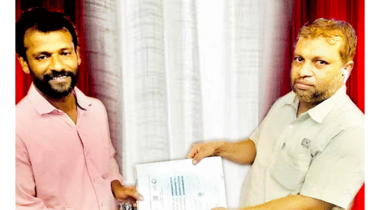 ഇ​ഖാ​മ​യും രേ​ഖ​ക​ളു​മി​ല്ലാ​തെ അ​ഞ്ചു​വ​ർ​ഷം: അ​യൂ​ബ് നാ​ട​ണ​ഞ്ഞു