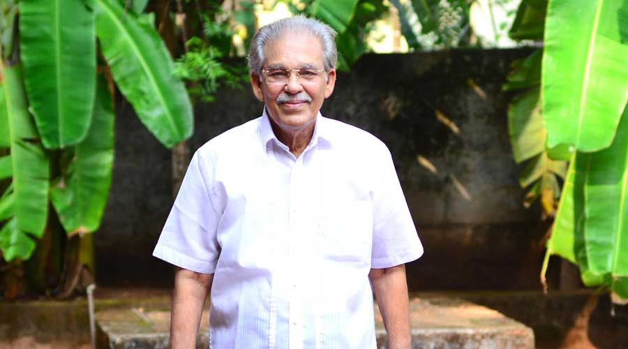 പൊരുതി പാട്ടുകളാലെ പൊരുതി പാട്ടുകളാലെ