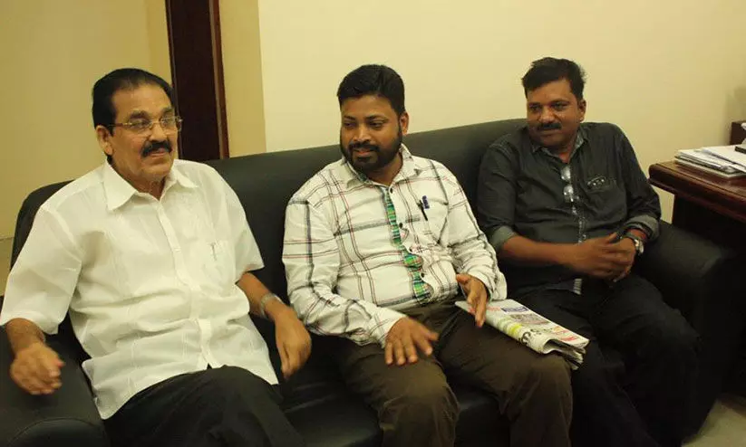 പ്രവാസികളെ ഹൃദയത്തോട്​ ചേർത്ത ഗായകൻ