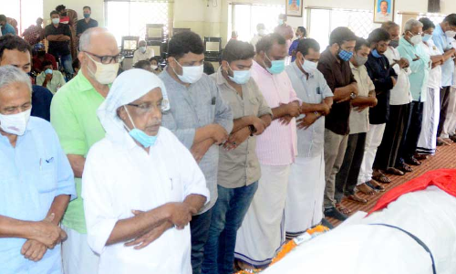 വി.എം. കുട്ടിയെ കണ്ണീരോടെ യാത്രയാക്കി ജന്മനാട്