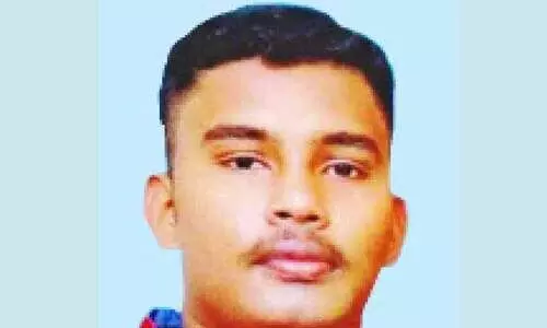 ബിരുദ വിദ്യാർഥി കോളജ് ഹോസ്​റ്റലിലെ പടിക്കെട്ടിൽ മരിച്ചനിലയിൽ