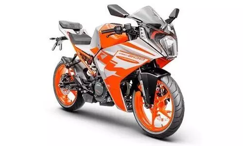 ആർ.സി 120, 200 മോഡലുകൾ അവതരിപ്പിച്ച്​ കെ.ടി.എം