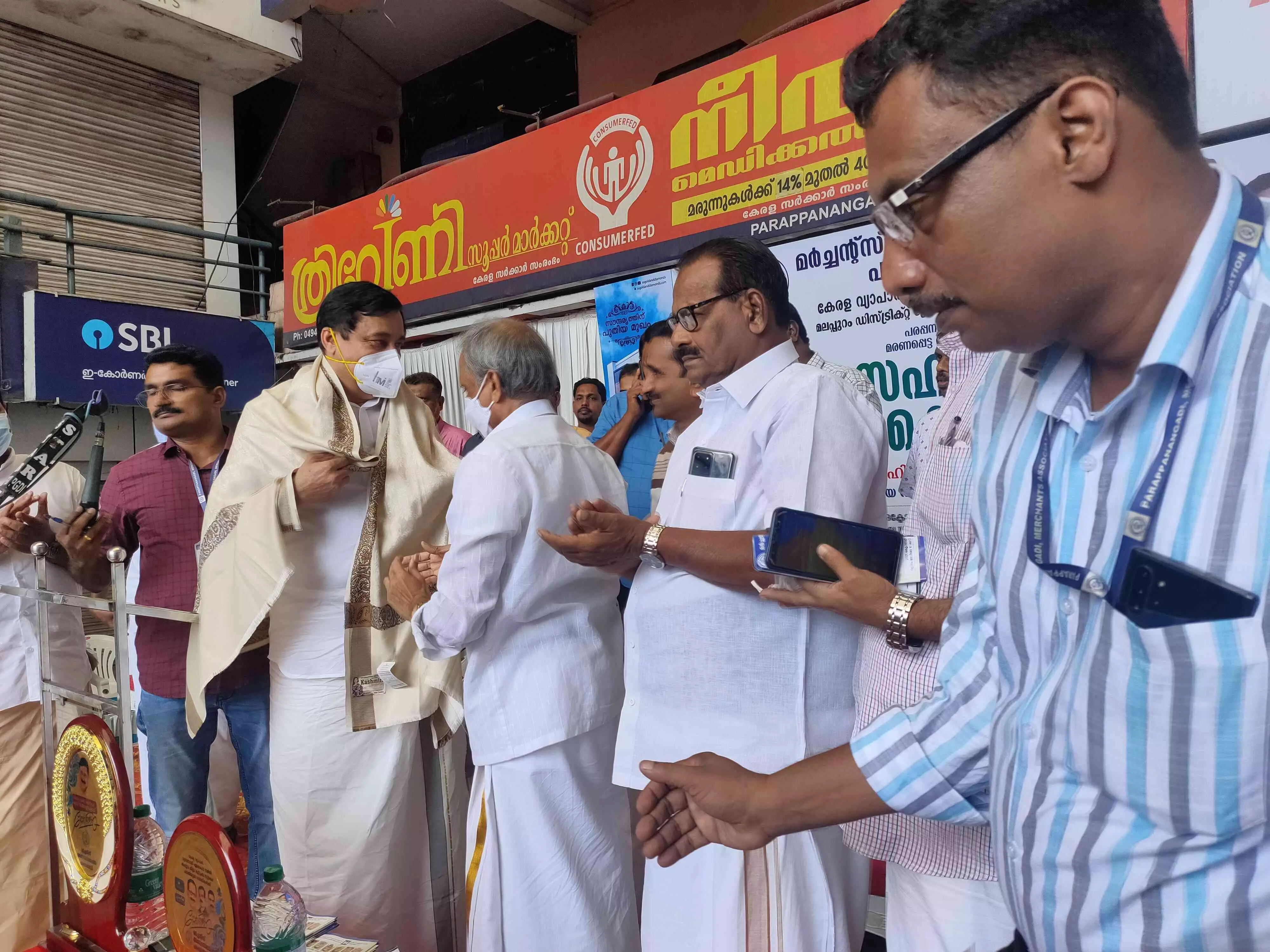 അന്ന് അനിശ്ചിത കാല സമരം: ഇന്ന് മന്ത്രിക്ക് അതിരുകളില്ലാത്ത ആദരം അന്ന് അനിശ്ചിത കാല സമരം: ഇന്ന് മന്ത്രിക്ക് അതിരുകളില്ലാത്ത ആദരം