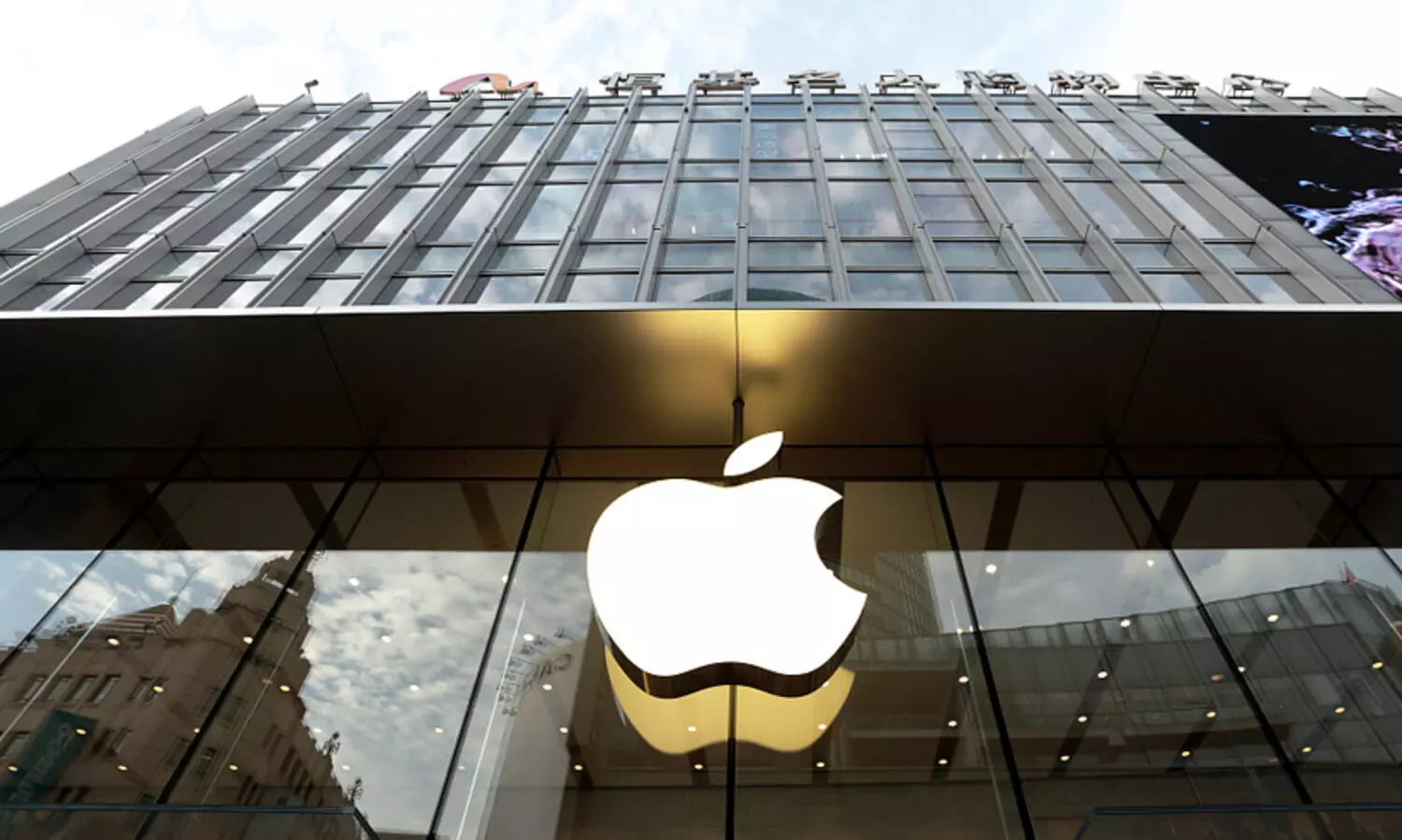 വീടുവിടാനില്ല; ഓഫിസിലെത്തണമെന്ന ഉത്തരവിനെതിരെ ആപ്പിൾ ജീവനക്കാർ