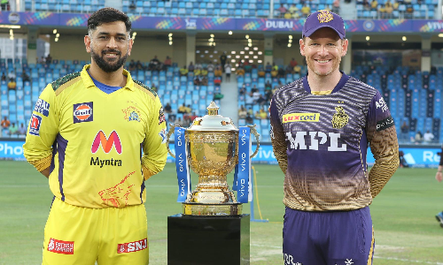 ഐ.പി.എൽ ഫൈനൽ: ചെന്നൈക്ക്​ ബാറ്റിങ്​, പിന്തുടർന്ന്​ ജയിക്കാനുറച്ച്​ കൊൽക്കത്ത