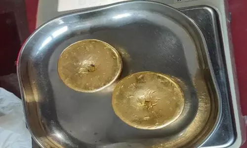 കരിപ്പൂരിൽ 79 ലക്ഷത്തിൻെറ സ്വർണം പിടികൂടി