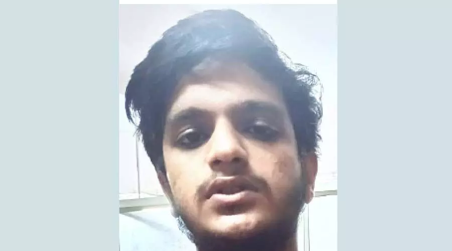 ബംഗളൂരുവിൽനിന്ന് തപാൽ വഴി മയക്കുമരുന്ന്: യുവാവ് അറസ്റ്റിൽ ബംഗളൂരുവിൽനിന്ന് തപാൽ വഴി മയക്കുമരുന്ന്: യുവാവ് അറസ്റ്റിൽ