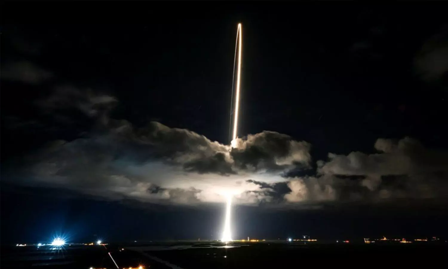 സൗരയൂഥപ്പിറവി േതടി നാസയുടെ ലൂസി യാത്ര തുടങ്ങി; 12 വർഷത്തെ ദൗത്യമാണിത്​