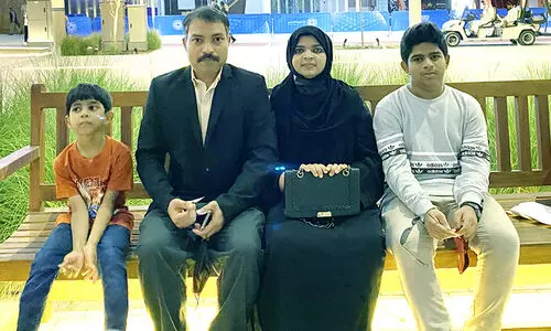 അ​തി​ശ​യ​ങ്ങ​ളു​ടെ മാ​സ്​​മ​രി​ക ലോ​കം