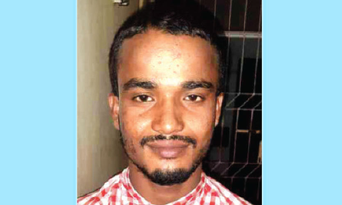 ക​ല്ലു​കൊ​ണ്ട് കു​ത്തി എ.ടി.എം തകർക്കാൻ ശ്രമിച്ചയാൾ പിടിയിൽ