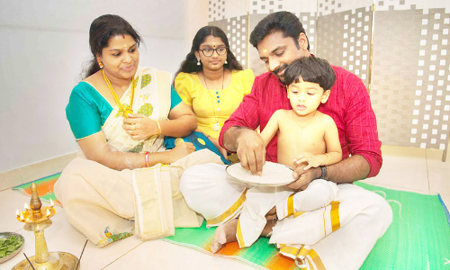 അ​റി​വി​െൻറ ആ​ദ്യാ​മൃ​ത്​ നു​ക​ർ​ന്ന്​ കു​രു​ന്നു​ക​ൾ