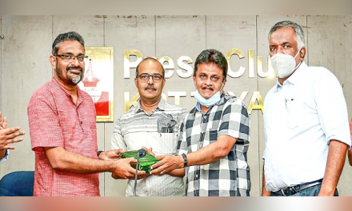 Benyamin was given a reception