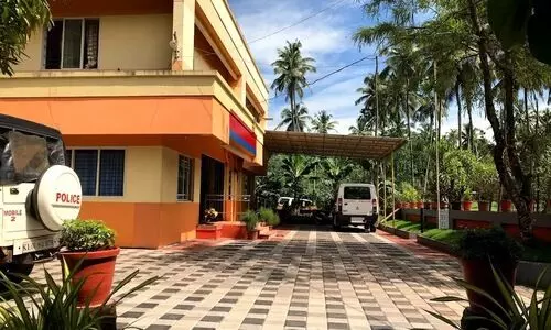 പെ​ൺ​സു​ഹൃ​ത്തിനെ തേടി കൂത്തുപറമ്പിലെത്തിയ 68കാ​ര​ന്​ പൊലീസ്​ തുണയായി