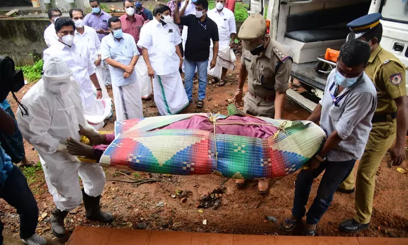 കൂട്ടിക്കലിൽ ഒരു മൃതദേഹം കണ്ടെത്തി കൂട്ടിക്കലിൽ ഒരു മൃതദേഹം കണ്ടെത്തി