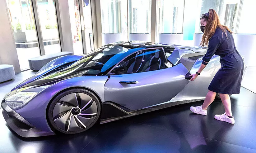 ഹൈഡ്രജൻ കാർ പരിചയപ്പെടുത്തി സ്ലൊവാക്യ ഹൈഡ്രജൻ കാർ പരിചയപ്പെടുത്തി സ്ലൊവാക്യ