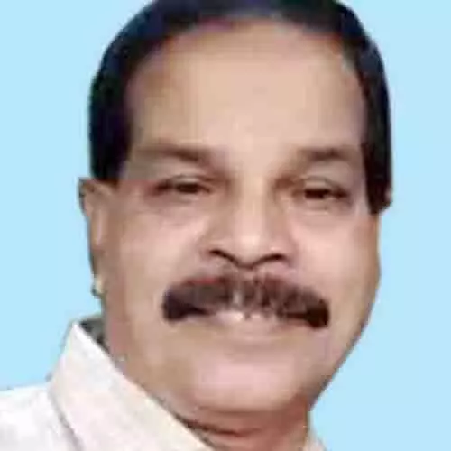 സു​കു​മാ​ര​ൻ