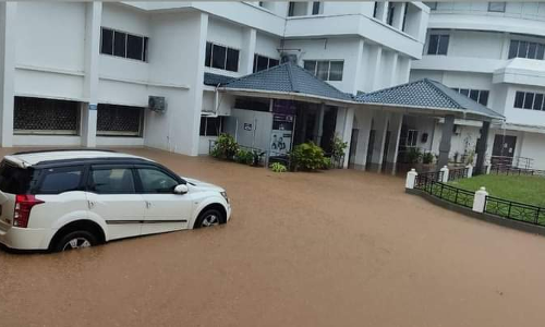 കുന്നംകുളത്ത് രൂക്ഷമായ വെള്ളക്കെട്ട്; കൺട്രോൾ റൂമുകൾ സജ്ജം
