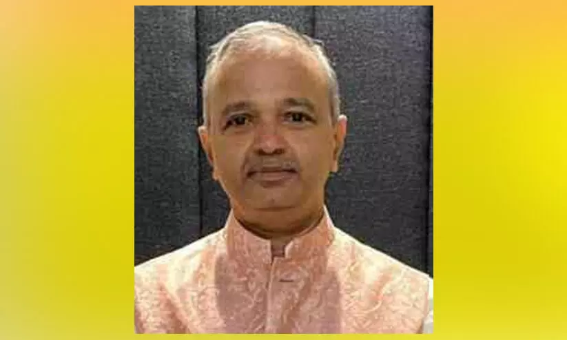 പ്രഫ. പ്രസാദ് കൃഷ്ണ എൻ.ഐ.ടി ഡയറക്ടറായി ചുമതലയേറ്റു പ്രഫ. പ്രസാദ് കൃഷ്ണ എൻ.ഐ.ടി ഡയറക്ടറായി ചുമതലയേറ്റു