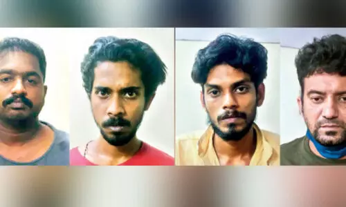 വാ​ഹ​ന പ​രി​ശോ​ധ​ന​ക്കി​ടെ 10.9 കിലോ കഞ്ചാവ്​ പിടികൂടി