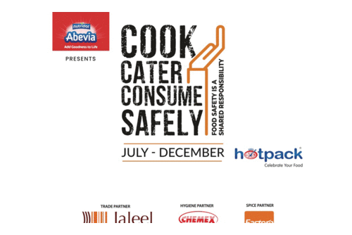 ഹോട്ടലുകളിൽ യൂനിഫോം നിർബന്ധമോ?