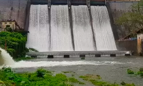 പത്തനംതിട്ടയിൽ കക്കി-ഡാം തുറന്നു; പുറത്തേക്കൊഴുകുന്ന ജലം  ഒരു മണിയോടെ ശബരിമല പമ്പ ത്രിവേണിയില്‍ എത്തും