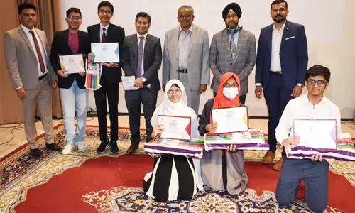 ഗൾഫ് മാധ്യമം ഫ്രീഡം ക്വിസ് വിജയികൾക്ക് പുരസ്​കാരങ്ങൾ​ സമ്മാനിച്ചു