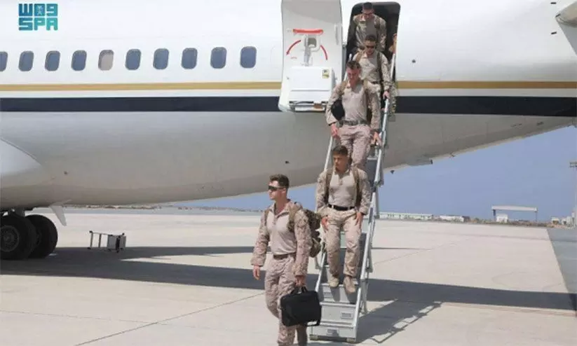 സൗ​ദി, യു.​എ​സ് നാ​വി​ക​സേ​ന: ചെങ്കടലിൽ സംയുക്ത നാവികാഭ്യാസ പ്രകടനം