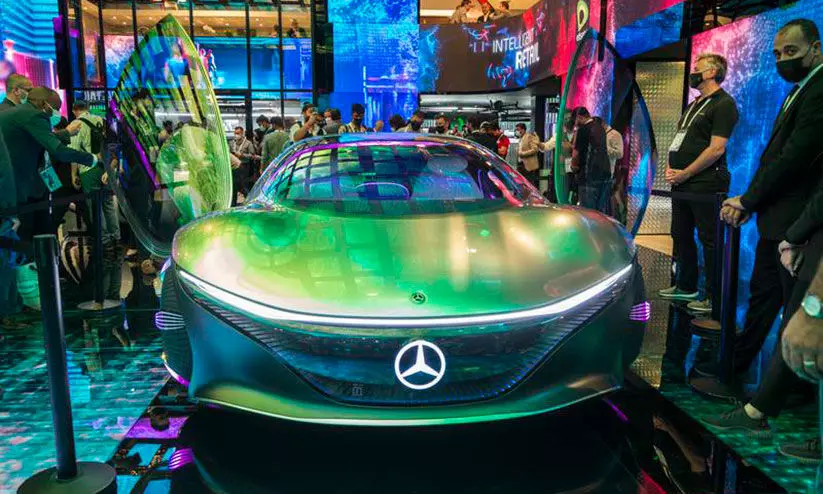 സന്ദർശകരെ ആകർഷിച്ച്​ അവതാർ കാർ