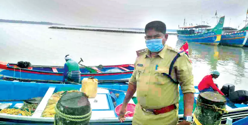 Five boats were taken into custody