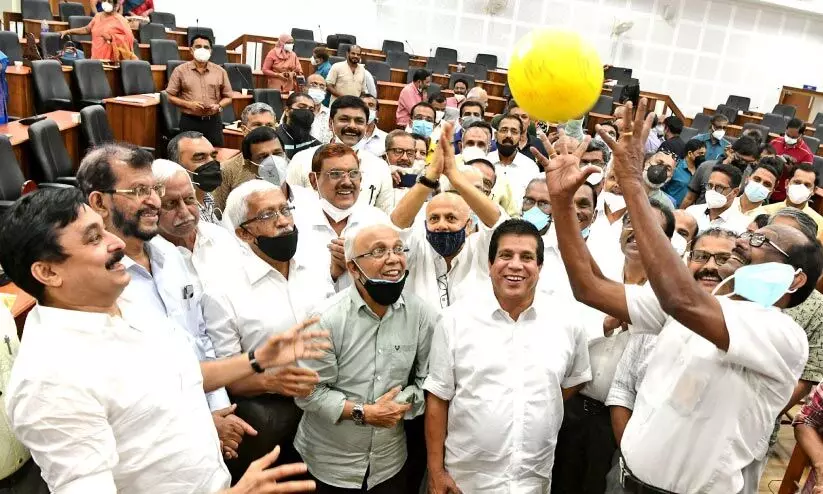 സുവർണം ഈ സംഗമം സുവർണം ഈ സംഗമം