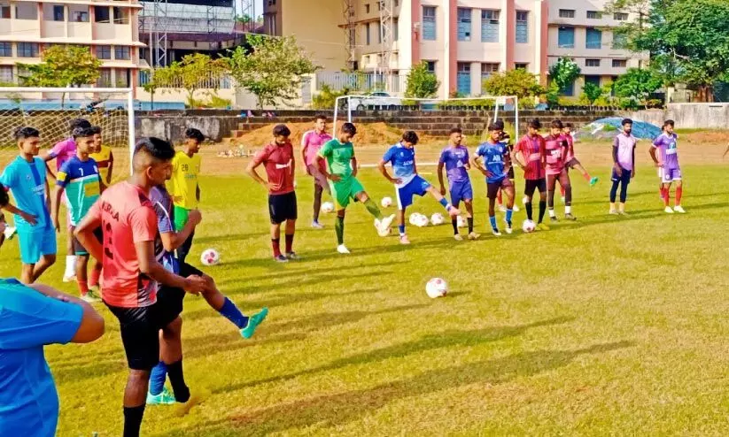 സന്തോഷ് ട്രോഫി ക്യാമ്പിന് തുടക്കം സന്തോഷ് ട്രോഫി ക്യാമ്പിന് തുടക്കം