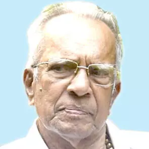 കാ​ന്‍സ​ര്‍ ചി​കി​ത്സ​ക​ന്‍ ഡോ. ​സി.​പി. മാ​ത്യു