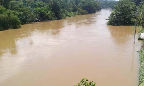 ദുരിതപ്പെയ്ത്തിന് താൽക്കാലിക ആശ്വാസം; കിഴക്കൻ മേഖലയിലെങ്ങും നഷ്ടക്കണക്ക് മാത്രം ദുരിതപ്പെയ്ത്തിന് താൽക്കാലിക ആശ്വാസം; കിഴക്കൻ മേഖലയിലെങ്ങും നഷ്ടക്കണക്ക് മാത്രം