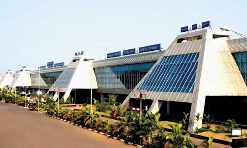 വാഹന പാര്‍ക്കിങ്​: പ്രതിഷേധത്തിൽ തിളച്ച്​ കരിപ്പൂർ;രാ​ജ്യ​വ്യാ​പ​ക​മാ​യി സ​മ​യം നീ​ട്ടി​യേ​ക്കും